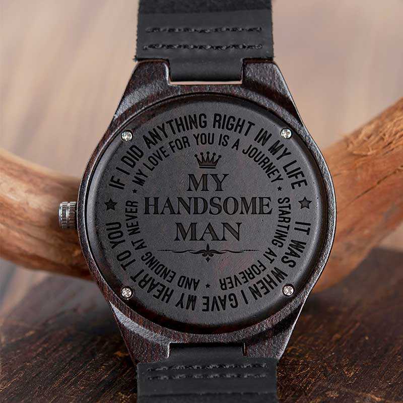 プレゼントに最適な木製腕時計の刻印｜BOBO BIRD