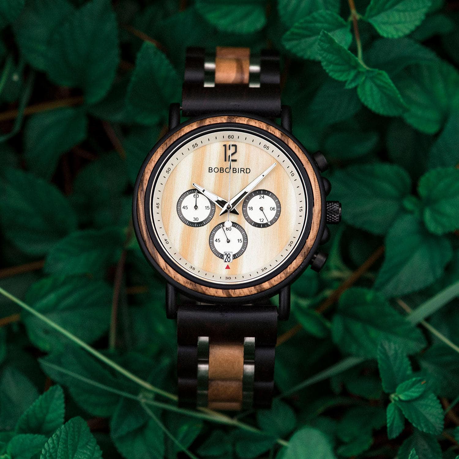 ハンドメイドのオリジナル木目調の木製腕時計（男性用） エボニーステンレススチールクロノグラフ腕時計 Peredur 2