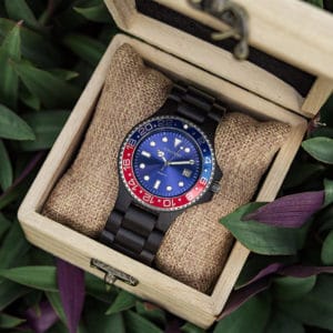 Men Dress Wooden Quartz Watch with Calendar Display Natural Wood Watches O25-1
