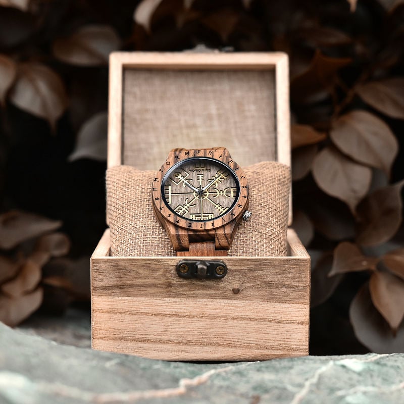 Engraved Wooden Watches The Viking Compass The Runic Compass - Vegvisir T16-3-9 Engraved Wooden Watches The Viking Compass The Runic Compass - Vegvisir T16-3-9