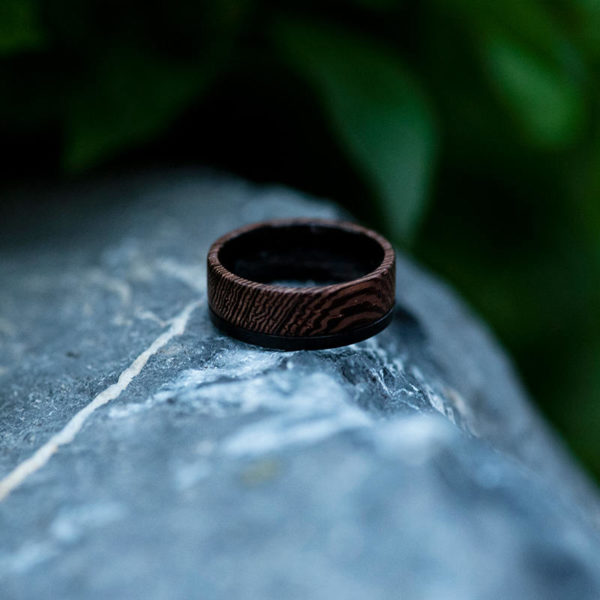Fede nuziale in legno - Snakewood e anello di tungsteno nero GSP10-01J
