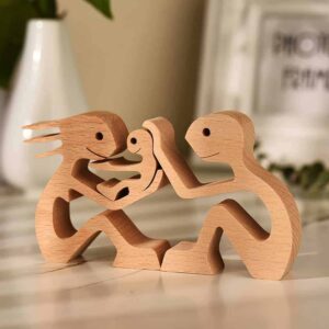 Couple with One Kid Wood Sculpture, Couple Wooden Carving Gifts Home Decor GPL00066