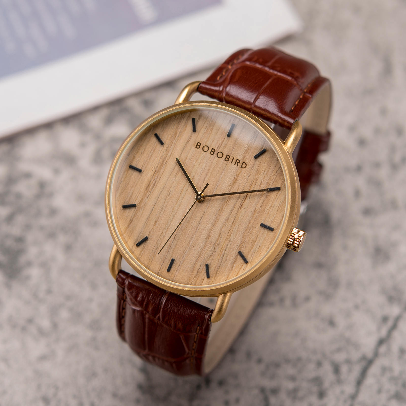 Relógio clássico de madeira Maple Gold GT058-4A