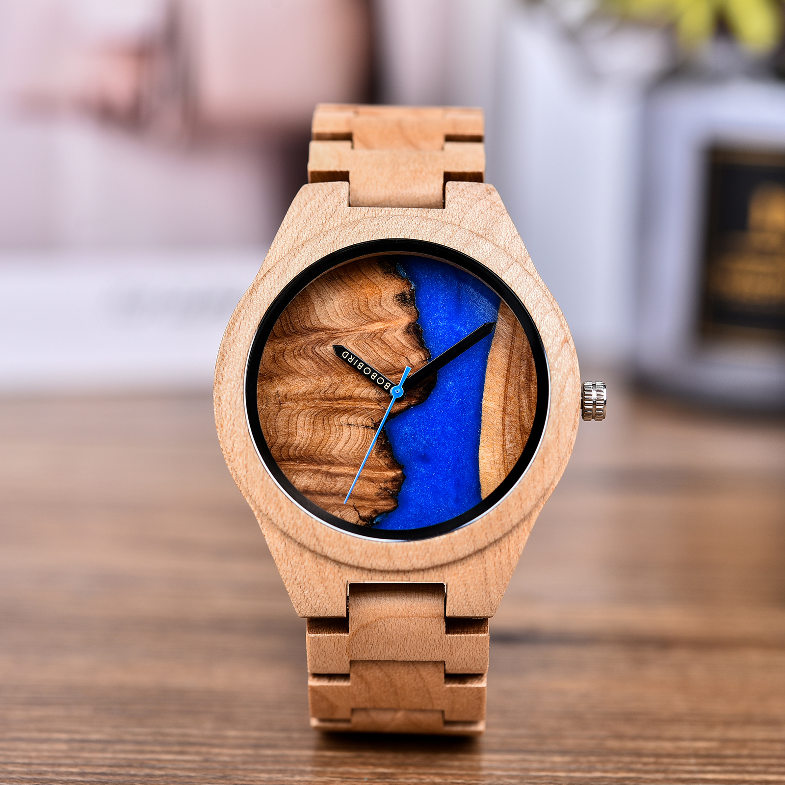 Reloj de resina de madera naturalmente único