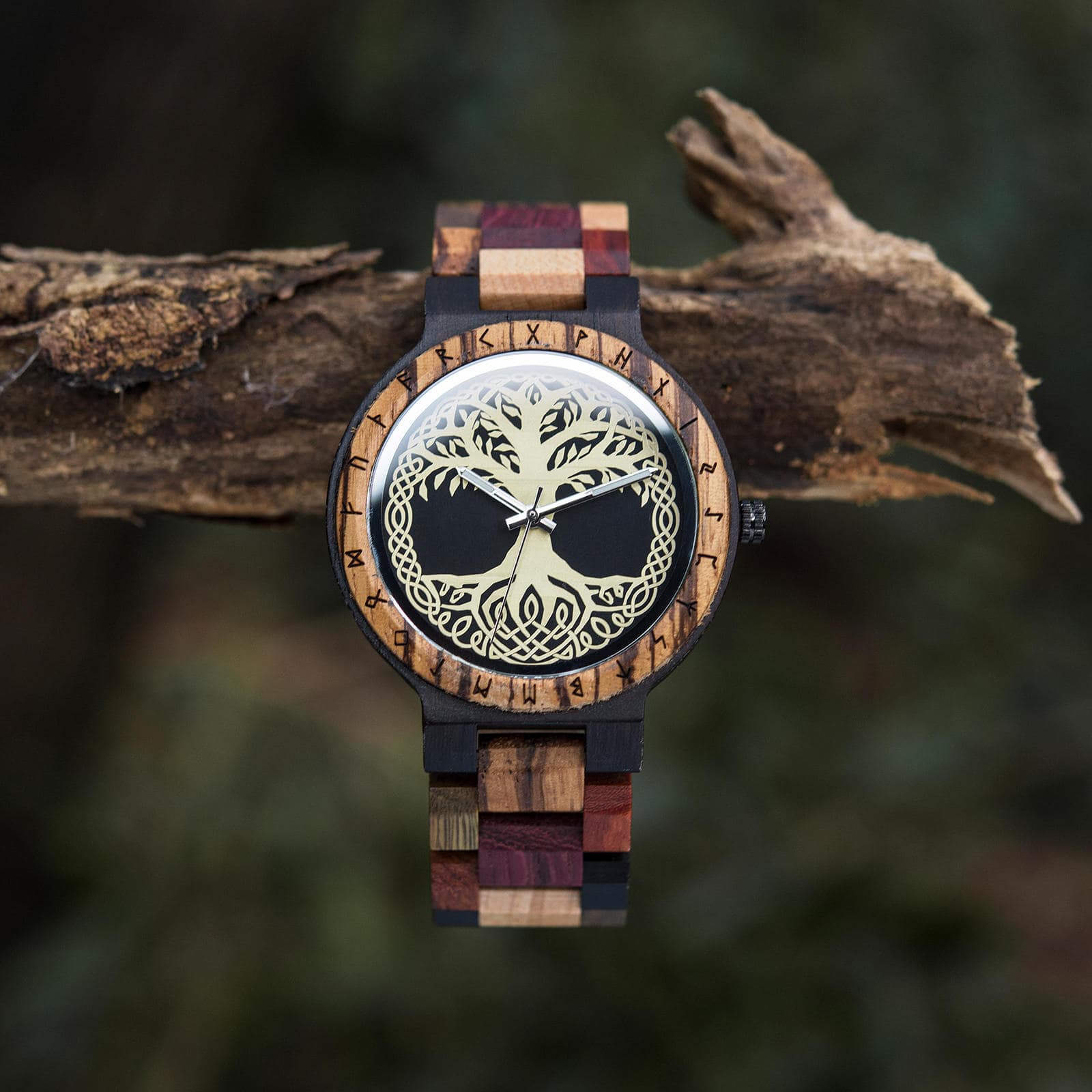 Reloj de madera del árbol de la vida Yggdrasil hecho a mano