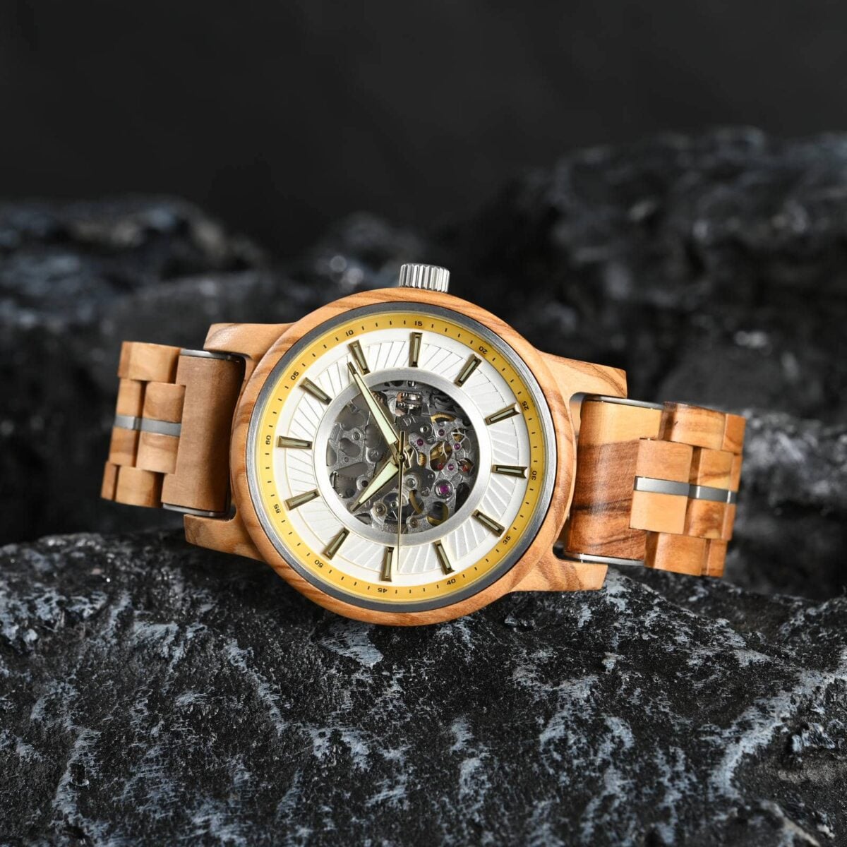 Men’s Automatic Mechanical Wooden Watch Handmade Maple Limited Edition Collection – Pilot_1 Men’s Automatic Mechanical Wooden Watch Handmade Maple Limited Edition Collection – Pilot_1