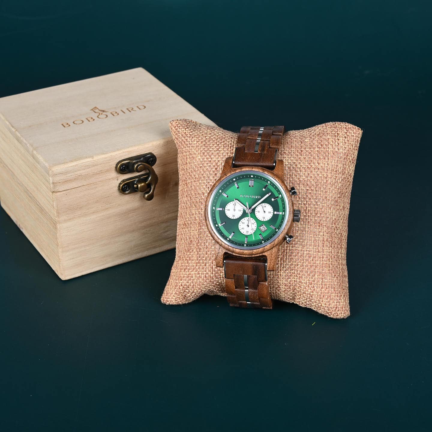 The Classic Collection Handmade Walnut Green 44MM Limited Edition