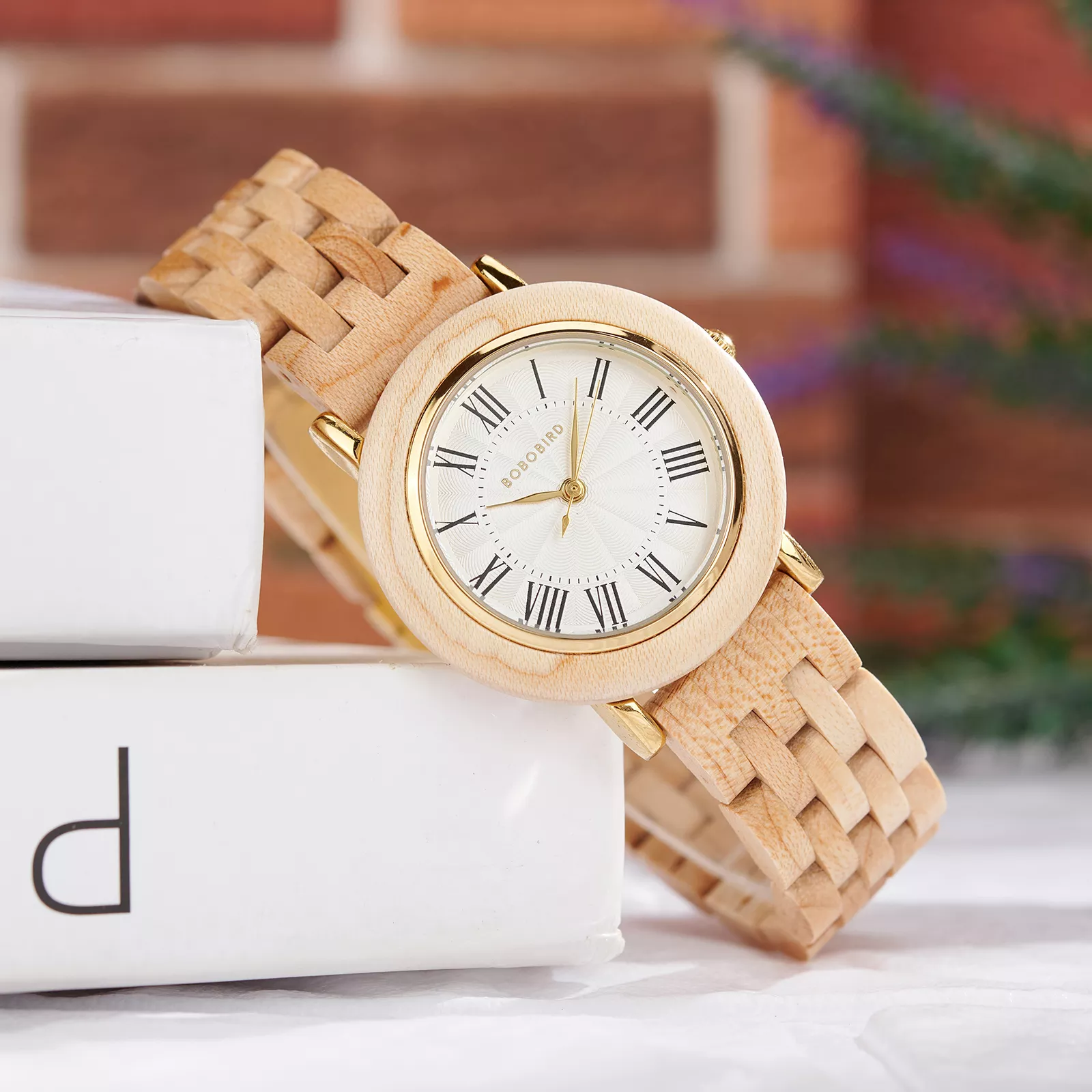 Women's Wooden Watch 33 mm Roman Dial – Regina